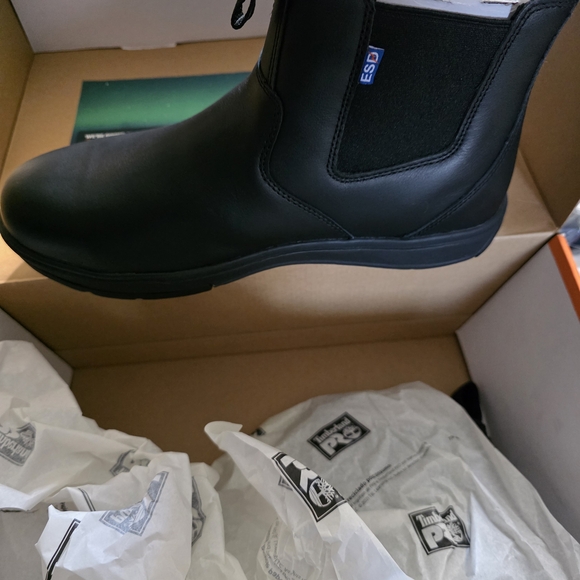 Timberland PRO Black Chelsea Boots - Picture 2 of 4